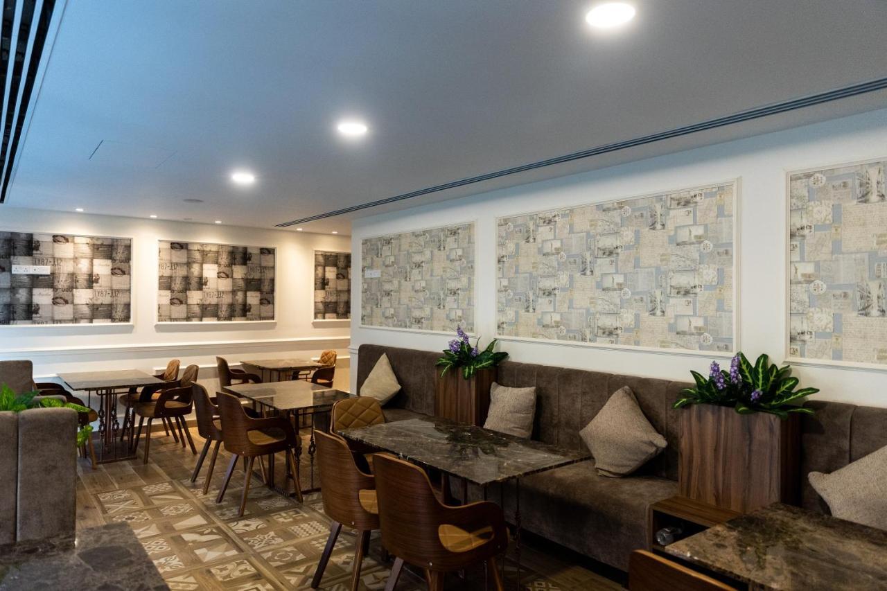 Leonardo Boutique Hotel لارنكا المظهر الخارجي الصورة