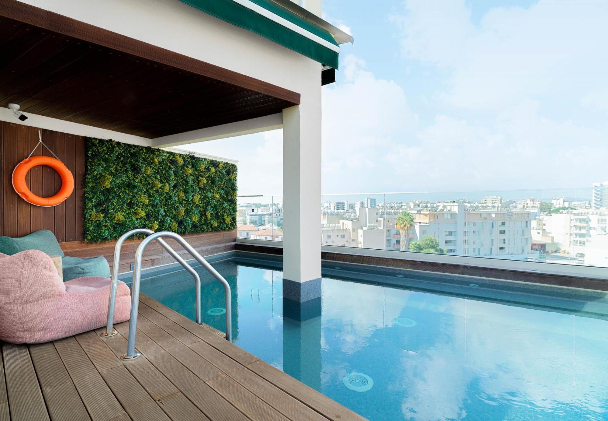 Leonardo Boutique Hotel لارنكا المظهر الخارجي الصورة